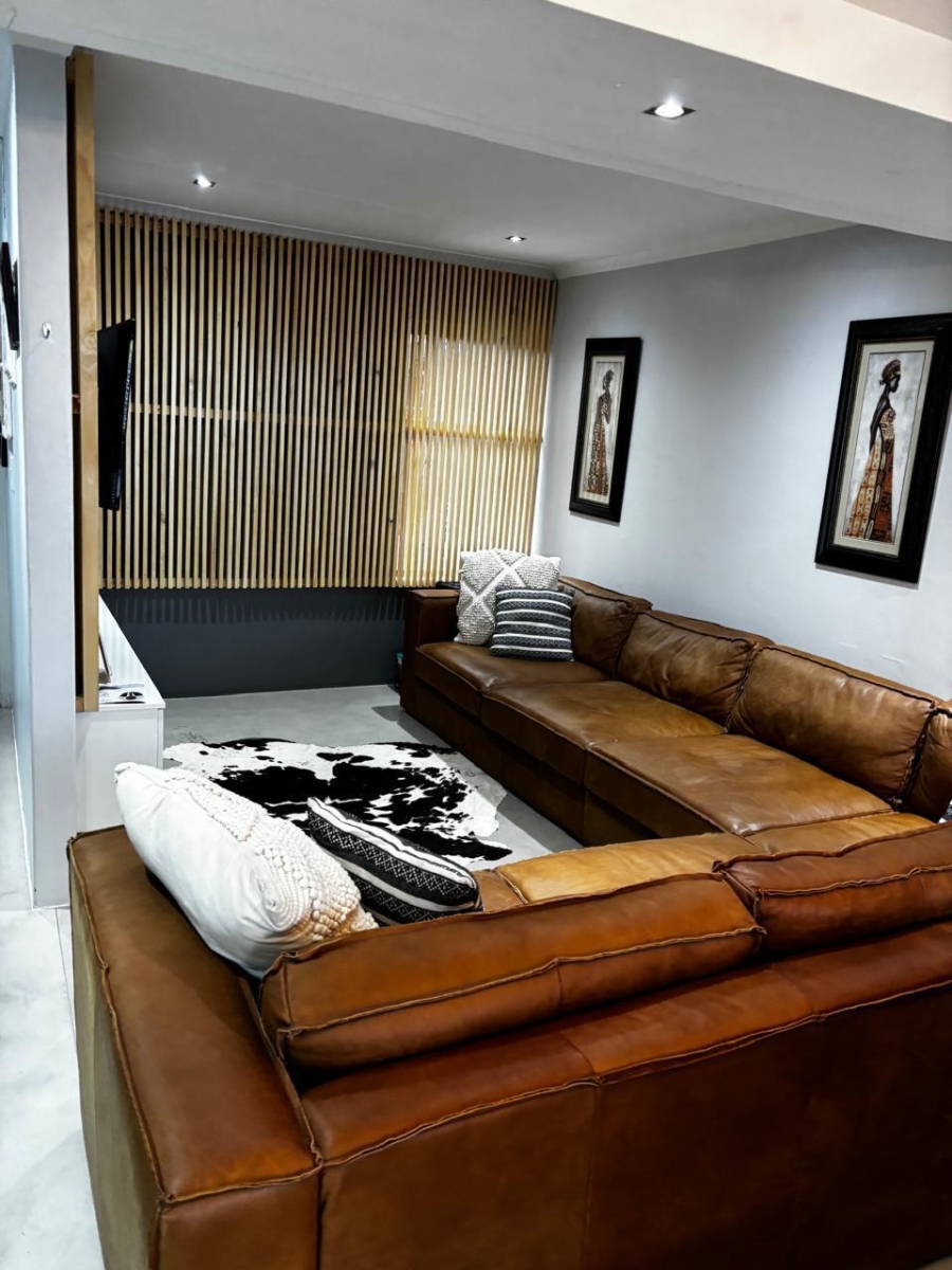 3 Bedroom Property for Sale in Strandfontein Village Western Cape